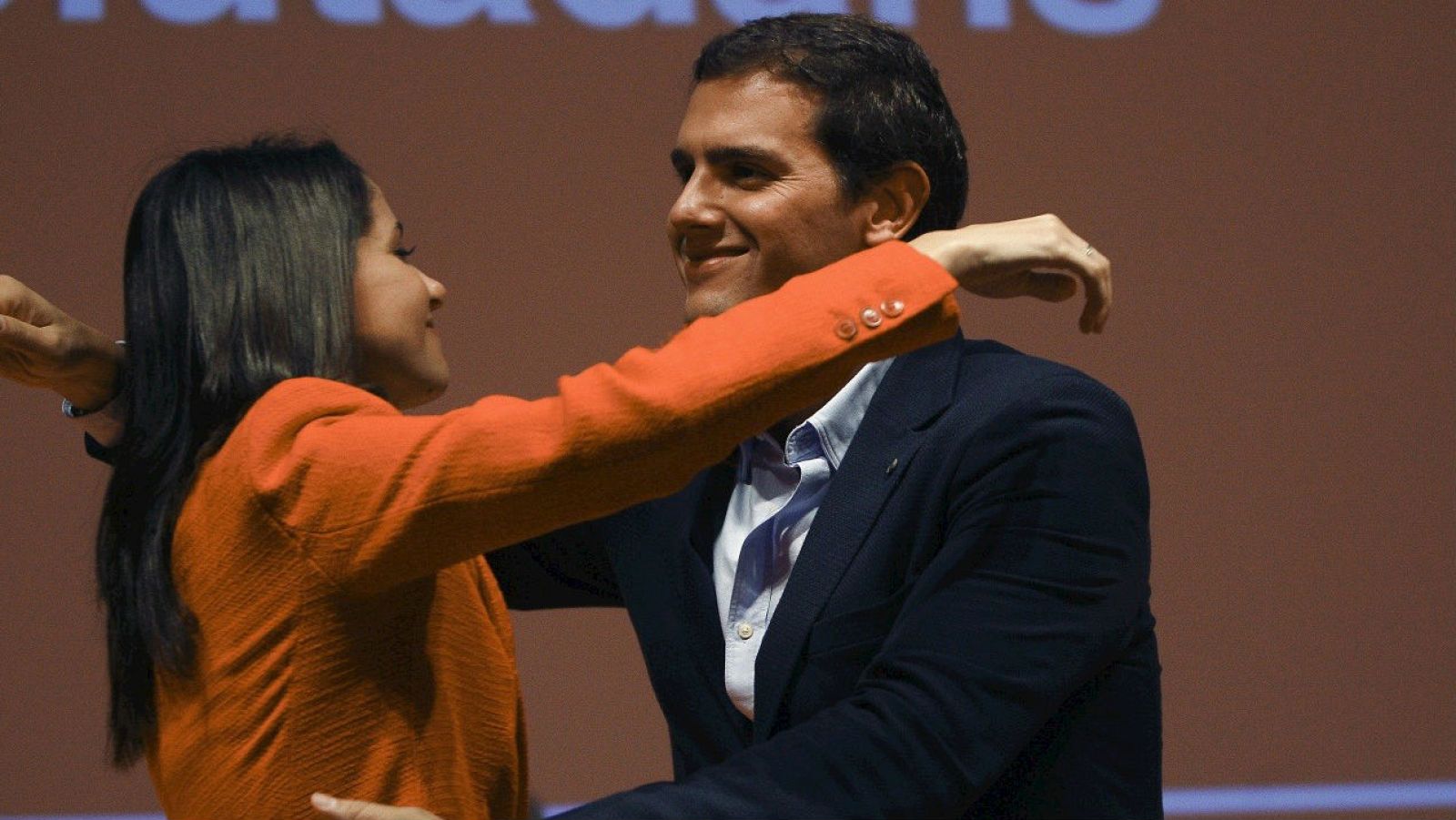 R-5 Actualidad - Elecciones catalanas 2015 - Ciudadanos según Rivera ha evitado la ruptura de España - Escuchar ahora