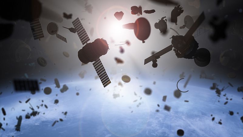 España vuelta y vuelta - Basura espacial - Escuchar ahora