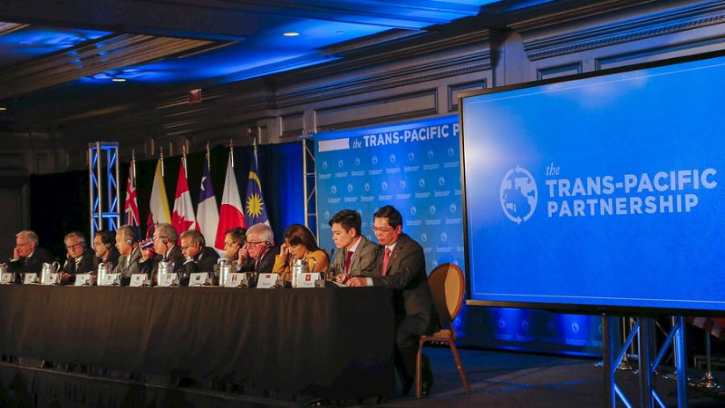 Entre paréntesis - El Acuerdo de Asociación Transpacífico une al 40% de la economía mundial - 06/10/15