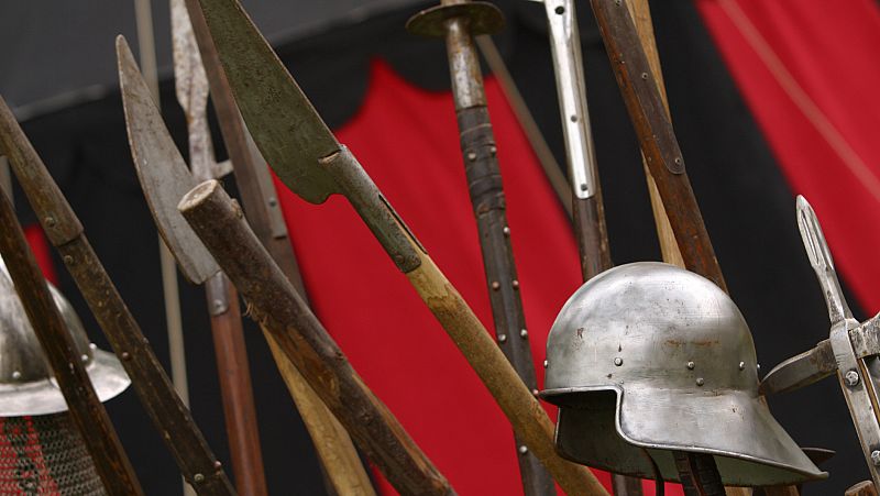 Entre paréntesis - Torneo Internacional de Combate Medieval - Escuchar ahora