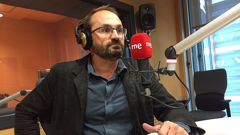 24 horas - Joan Herrera (ICV): "Los problemas políticos se resuelven con política y no en los juzgados" - 14/10/15 - Escuchar ahora