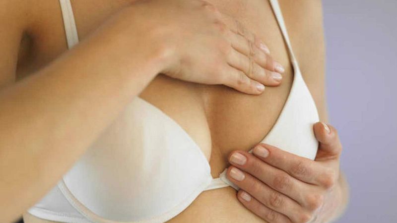 Radio 5 Actualidad - Día Internacional contra el Cáncer de Mama - Escuchar ahora