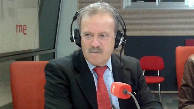 24 horas - Manuel Campo Vidal: "Hay que decirle a los políticos que es necesario llegar a acuerdos que ofrezcan soluciones" - 21/10/15 - Escuchar ahora