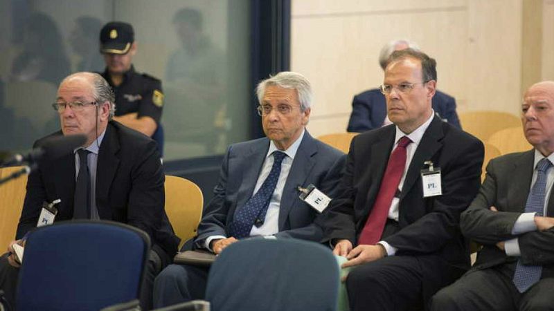 Radio 5 Actualidad - La Audiencia Nacional condena a dos años de prisión a la cúpula de Nova Caixa Galicia - Escuchar ahora