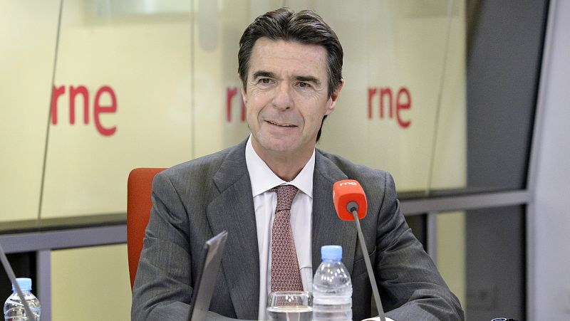 Las mañanas de RNE - José Manuel Soria: "Volkswagen va a devolver el dinero del plan PIVE coche a coche"