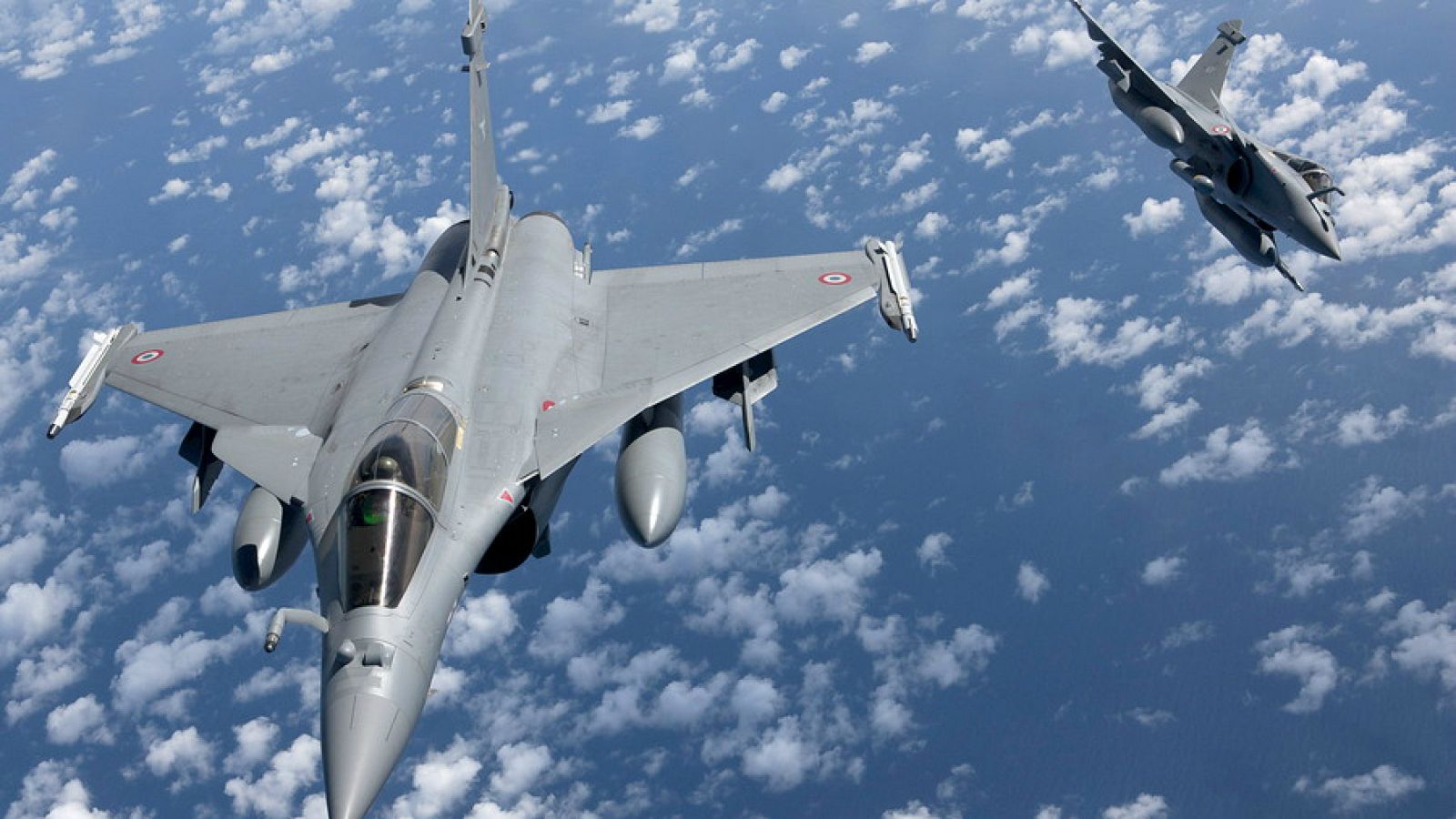 Las mañanas de RNE - El coronel Ignacio Fuente Cobo, sobre los bombardeos realizados por Francia en Siria: "La respuesta militar es importante"