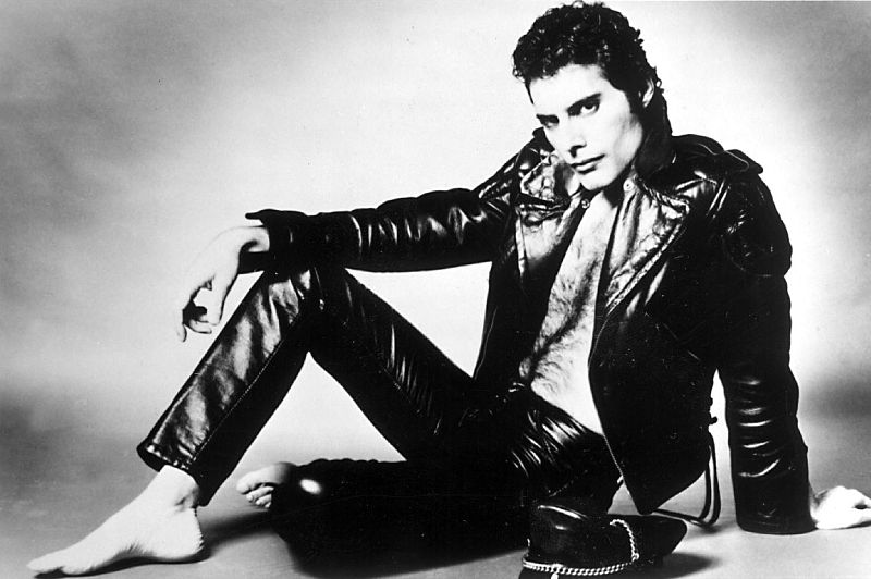 Reportaje sobre la figura de Freddie Mercury con motivo de su fallecimiento