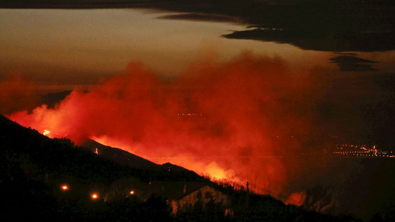 Entre paréntesis - La prevención, clave para evitar incendios - Escuchar ahora