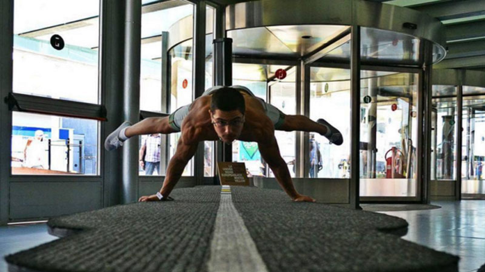 Preferències - Georgi Petkov, Samuel Gallent i Alex Muntean són tres dels components de 'Unlimited Strength Crew'