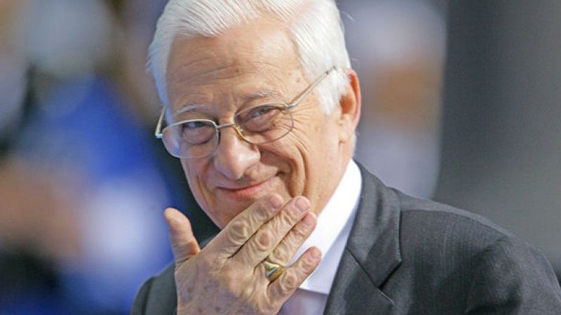 Las mañanas de RNE - Entrevista al Padre Ángel - Las mañanas de RNE con Alfredo Menéndez | Escuchar