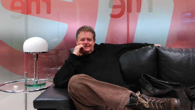 Las mañanas de RNE - 'El hombre que surgió del Rímel', nuevo libro de Juan Luis Cano - Escuchar ahora