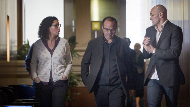 Boletines RNE - Últimos intentos para alcanzar un acuerdo en Cataluña - Escuchar ahora