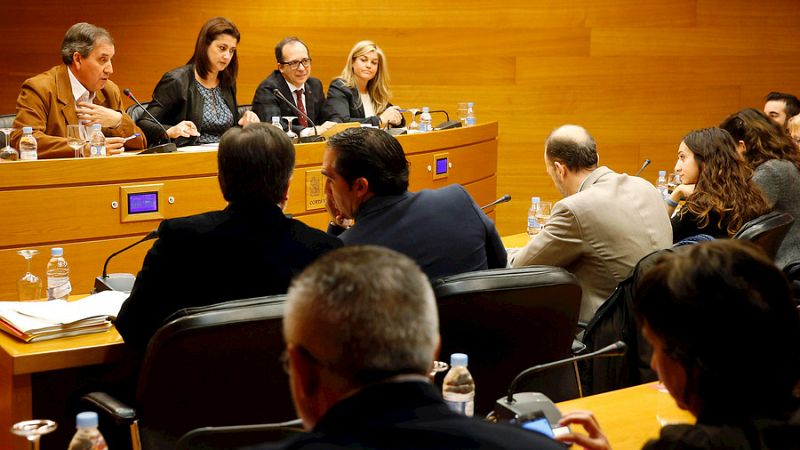 Radio 5 Actualidad - Comienzan las comparecencias ante la comisión de investigación del accidente del Metro de Valencia - Escuchar ahora