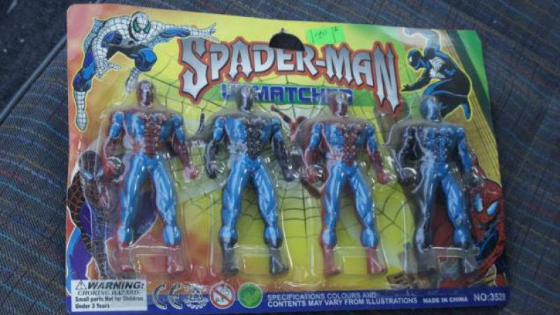 Consumo gusto - Juguetes falsos - 07/02/16