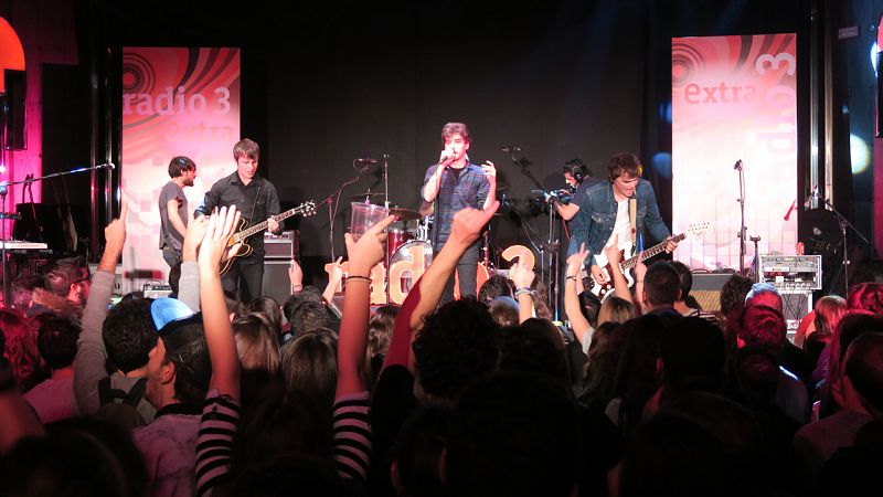 3ª Fiesta Radio 3 Extra - Actuaciones de C.Tangana y Second - 17/02/16