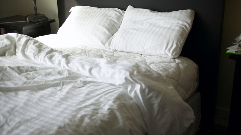 El canto del grillo - En voz alta - El celibato en la religión: ¿Obligatorio u opcional?