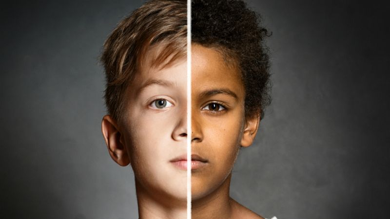 Entre paréntesis - ¿Existe riesgo de xenofobia en España? - Escuchar ahora