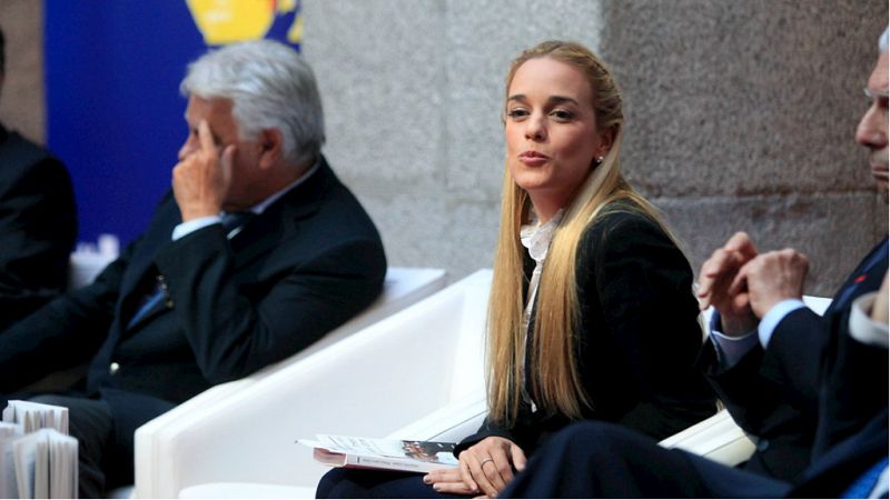 Radio 5 Actualidad - Tintori aboga por el diálogo como salida a la crisis de su país - Escuchar ahora