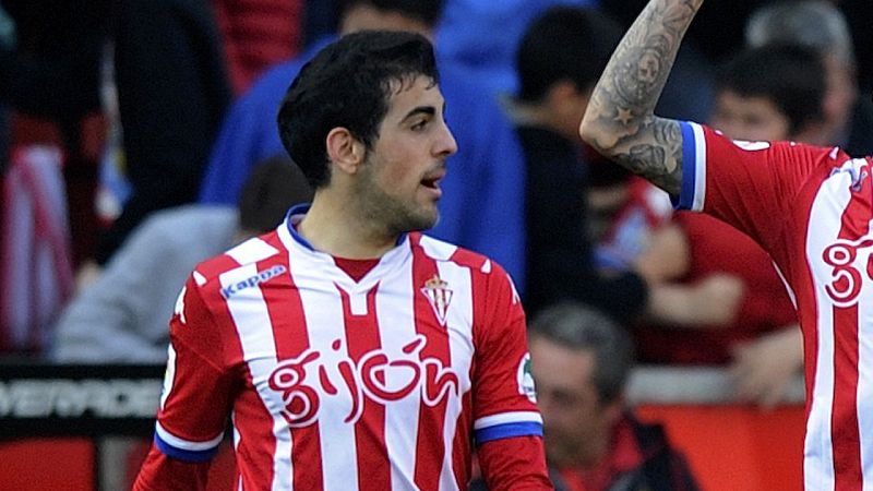 Castro, de la pesadilla a la fiesta en el Molinón