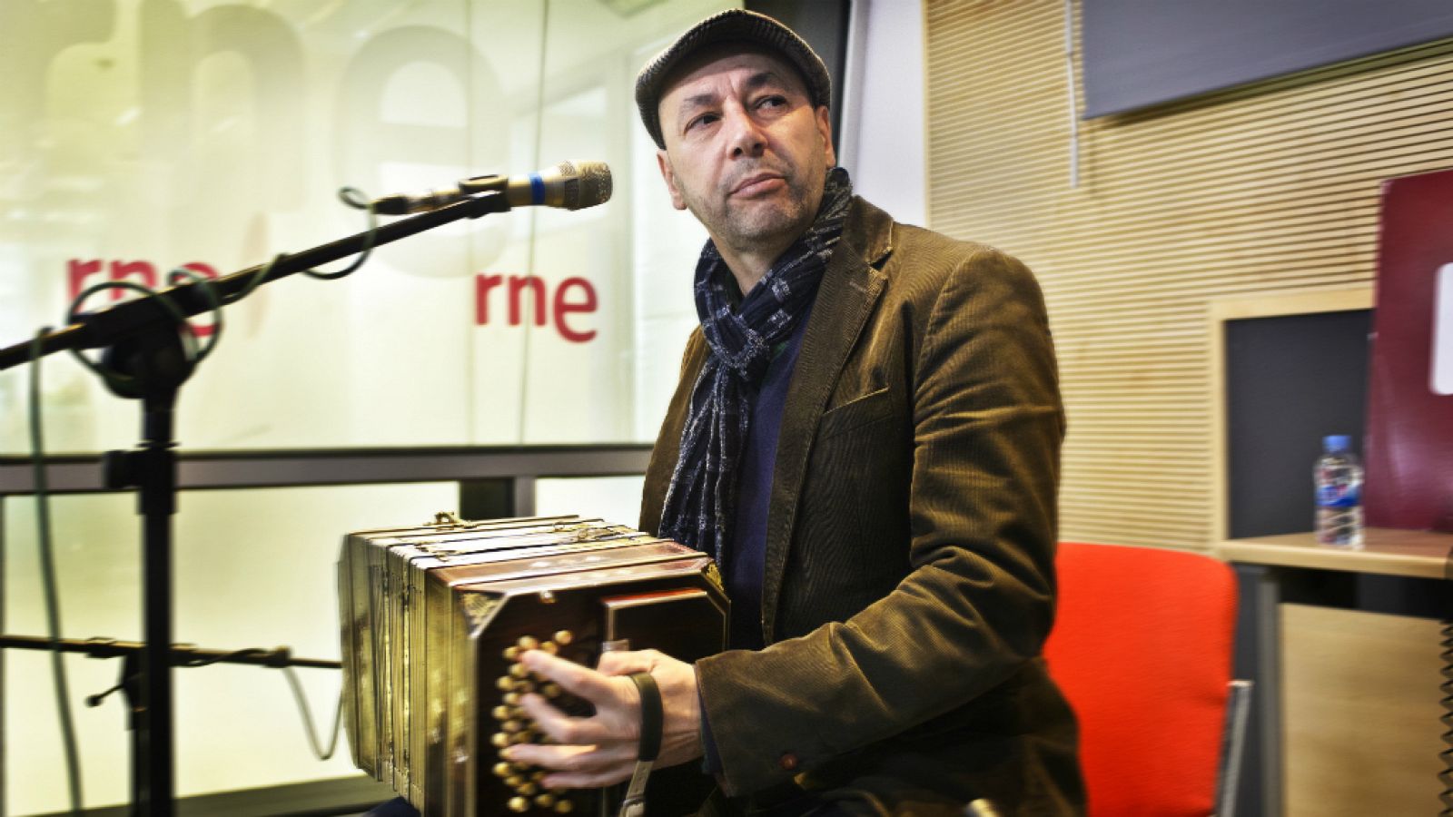 Las mañanas de RNE - Fabián Carbone toca en directo "El día que me quieras" - Escuchar ahora