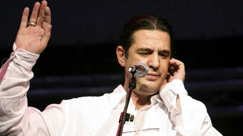 Radio 5 Actualidad - Fallece el cantante y compositor Manolo Tena - 04/04/16 - Escuchar ahora