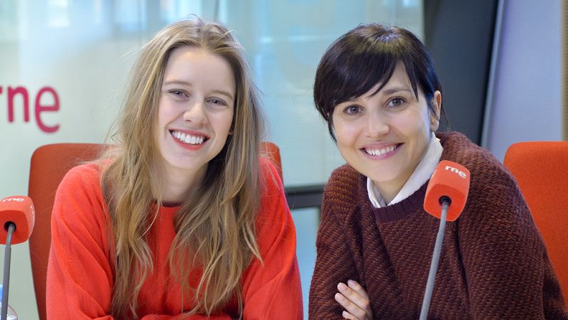 Las mañanas de RNE - Manuela Vellés y Marián Álvarez, dos mineras al servicio de los nazis en 'Lobos sucios' - Escuchar ahora