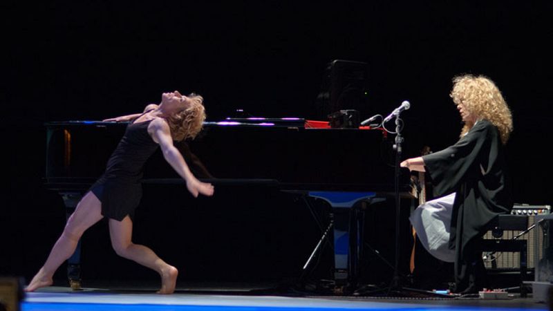 'Solo son mujeres', música, danza y palabra para recordar a las heroínas de la Guerra Civil - Escuchar ahora