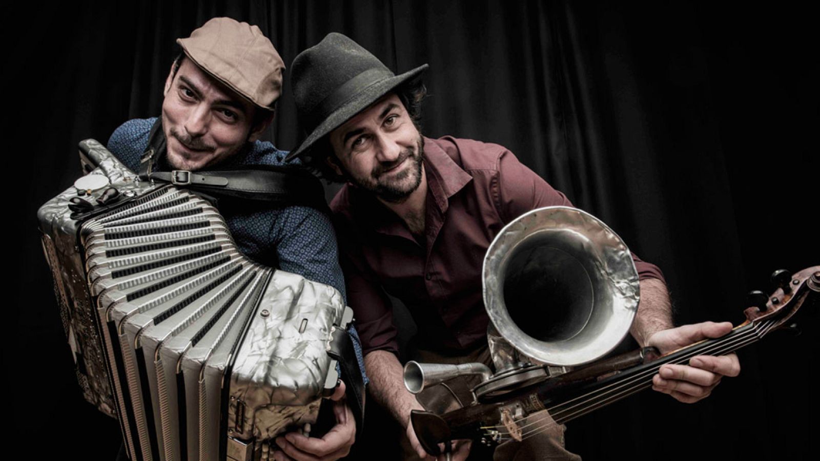 Las mañanas de RNE - Fetén Fetén interpreta en directo "Treinta de febrero" - Escuchar ahora