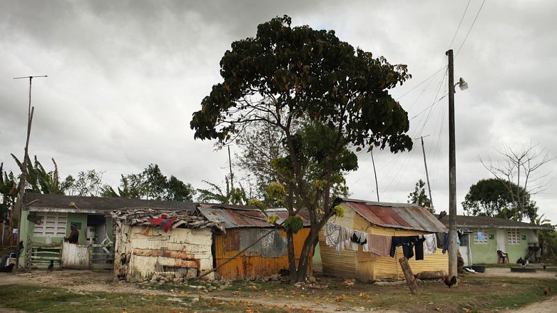 España vuelta y vuelta - La pobreza en España, herencia de los padres