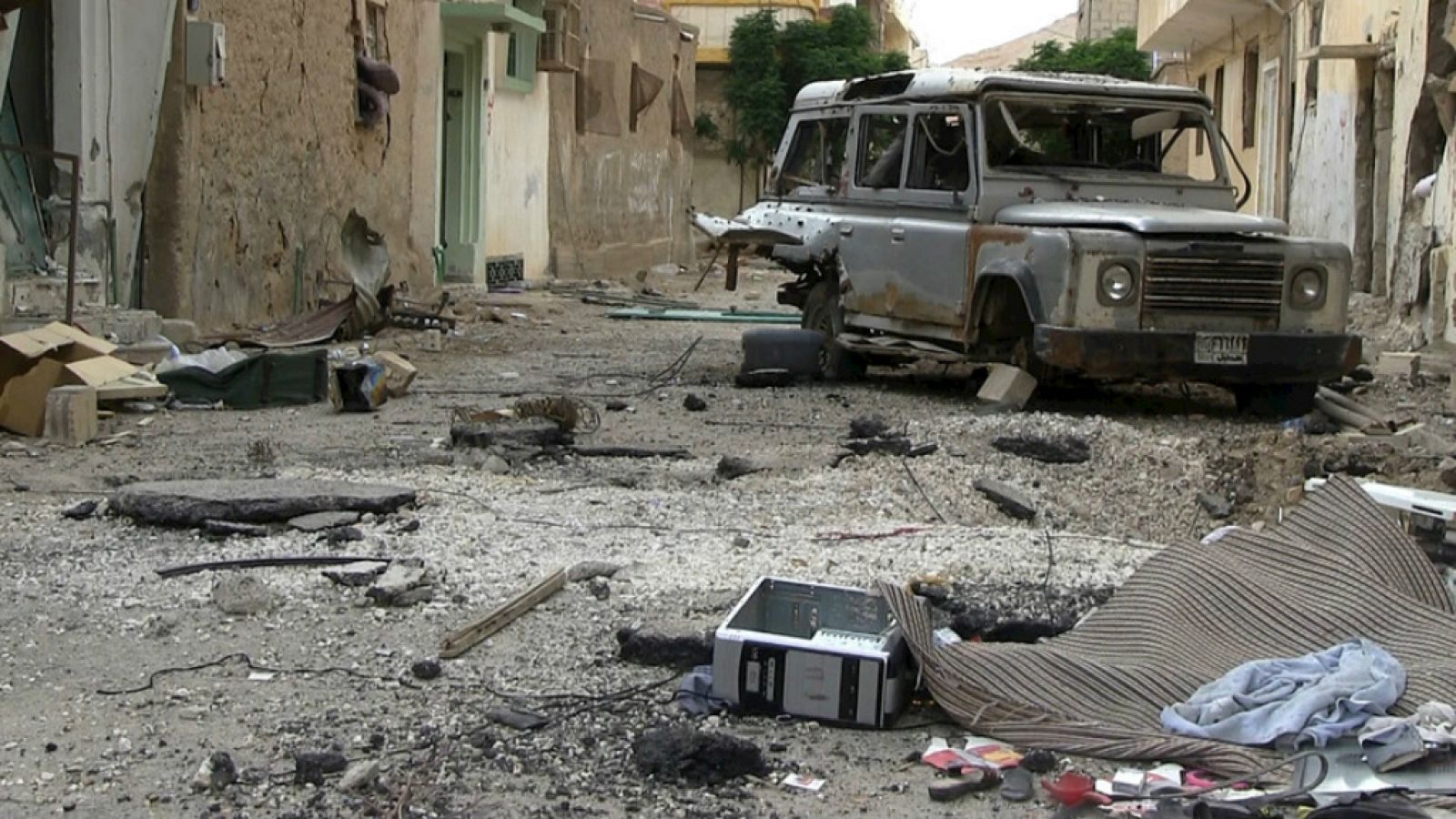 Entre paréntesis - Las conversaciones para lograr la paz en Siria penden de un hilo - Escuchar ahora