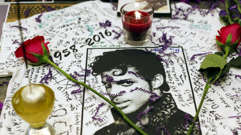 Radio 5 Actualidad - Muere el artista estadounidense Prince a los 57 aos - Escuchar ahora