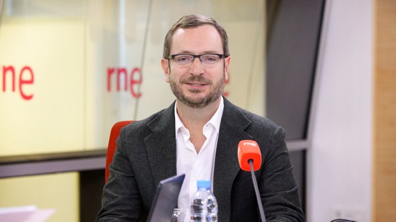 Las mañanas de RNE - Javier Maroto: "La peor foto de Albert Rivera es la foto sentado con Podemos" - Escuchar ahora