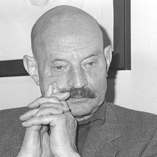 Literatos ante el micrófono: José Hierro