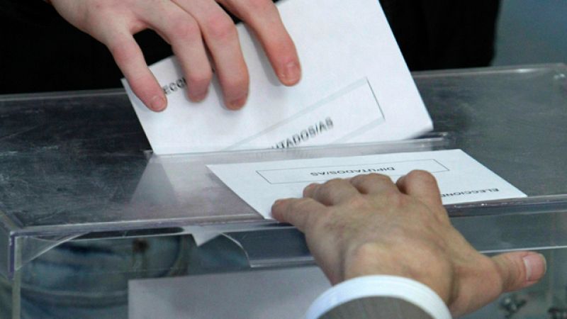 Diario de las 2 - Los partidos políticos ponen en marcha su maquinaria electoral - Escuchar ahora