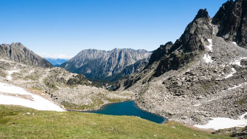 Entre paréntesis - Parque Nacional de Aigüestortes y Estany de Sant Maurici - Escuchar ahora