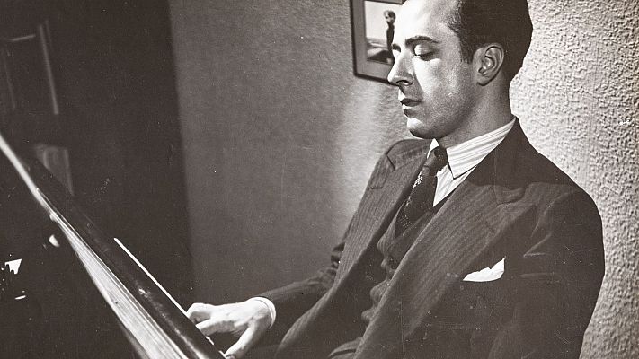 Grandes Ciclos - Radio Clásica 50 años: Entrevistas para el recuerdo: José Luis Coll, Eugène Cardine, Ernesto Halffter - 15/06/16 - escuchar ahora