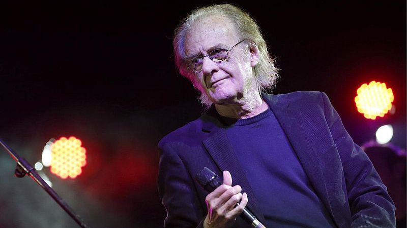 En días como hoy - Luis Eduardo Aute presenta 'Memorable cuerpo'