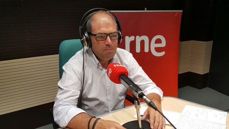 Las mañanas de RNE - Lorenzo Amor (ATA): "Los políticos tienen que pensar más en la sociedad que en sus partidos" - Escuchar ahora
