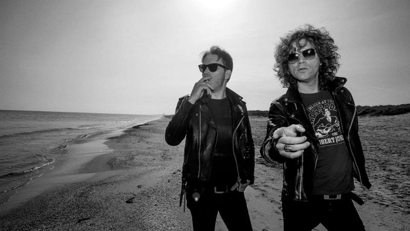 Madrugadas de verano - Los Zigarros dicen 'A todo que sí' - Escuchar ahora