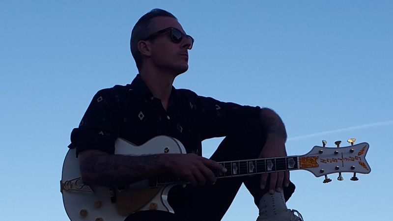 Madrugadas de verano - Mario Cobo: homenaje a la guitarra - Escuchar ahora