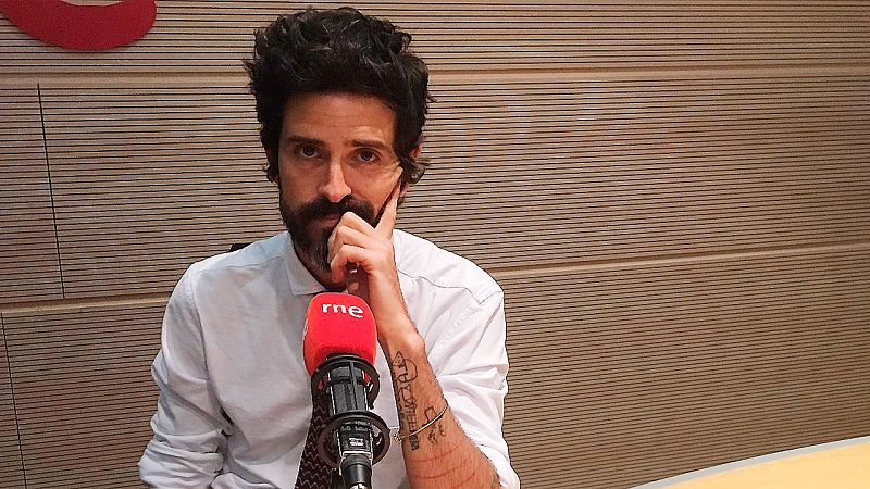 HOY EMPIEZA TODO CON ANGEL CARMONA - DEVENDRA BANHART - 15/09/16
