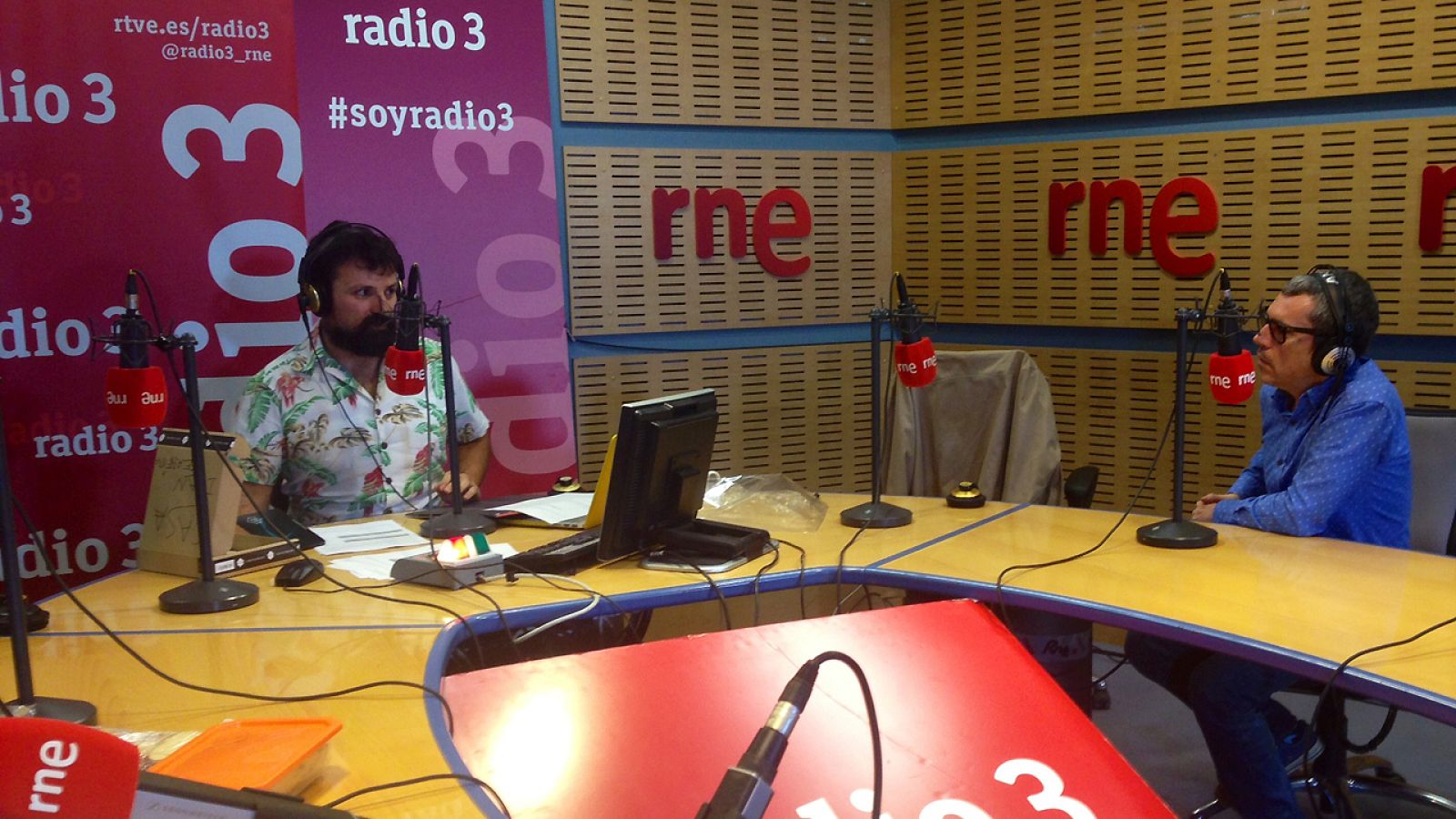 Hoy Empieza Todo con Ángel Carmona - Iván Ferreiro: entrevista y acústico presentando 'Casa' - 28/10/16 - Escuchar ahora