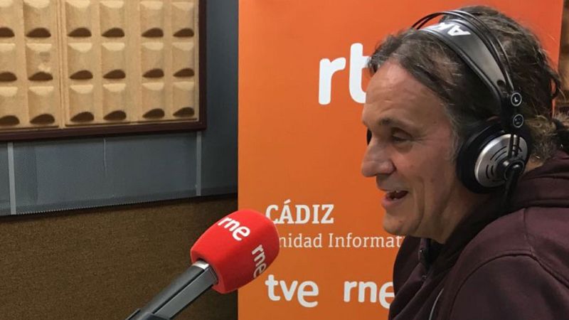 Gente despierta - 'La fiesta de los locos', un documental sobre el carnaval de Cádiz dirigido por Manuel Iborra - Escuchar ahora