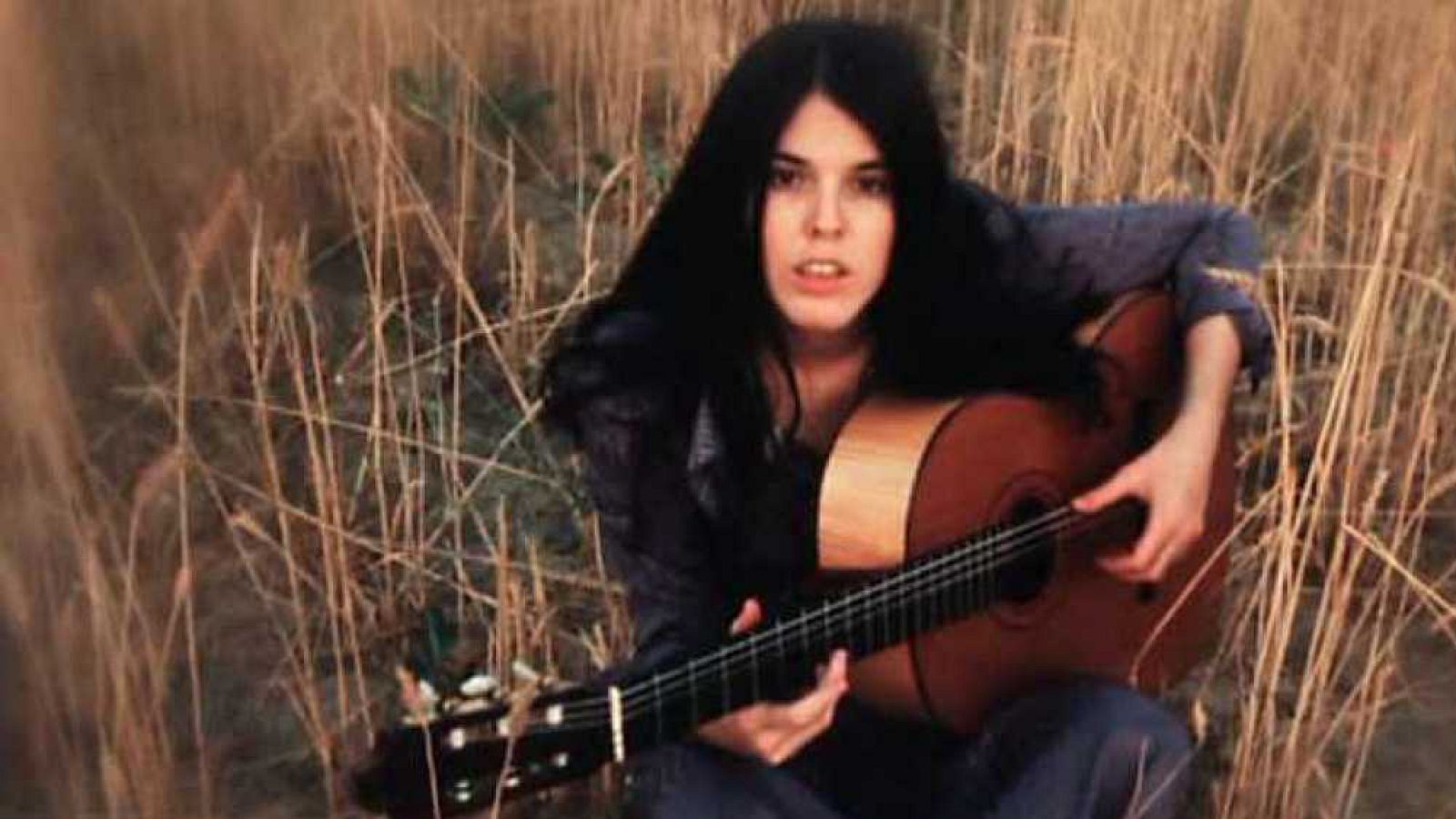 España.com - Evangelina Sobredo Galanes, Cecilia  - Escuchar ahora