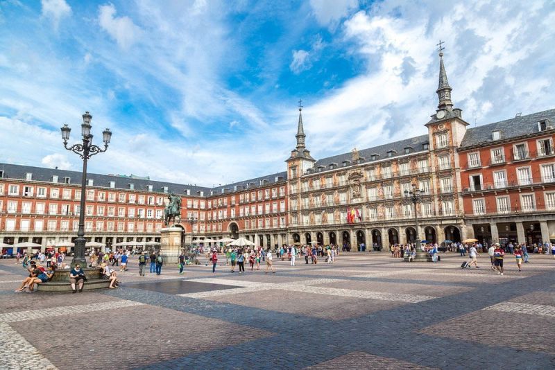 Esto me suena. Las tardes del Ciudadano García - 400 años de historia de La Plaza Mayor de Madrid - Escuchar ahora