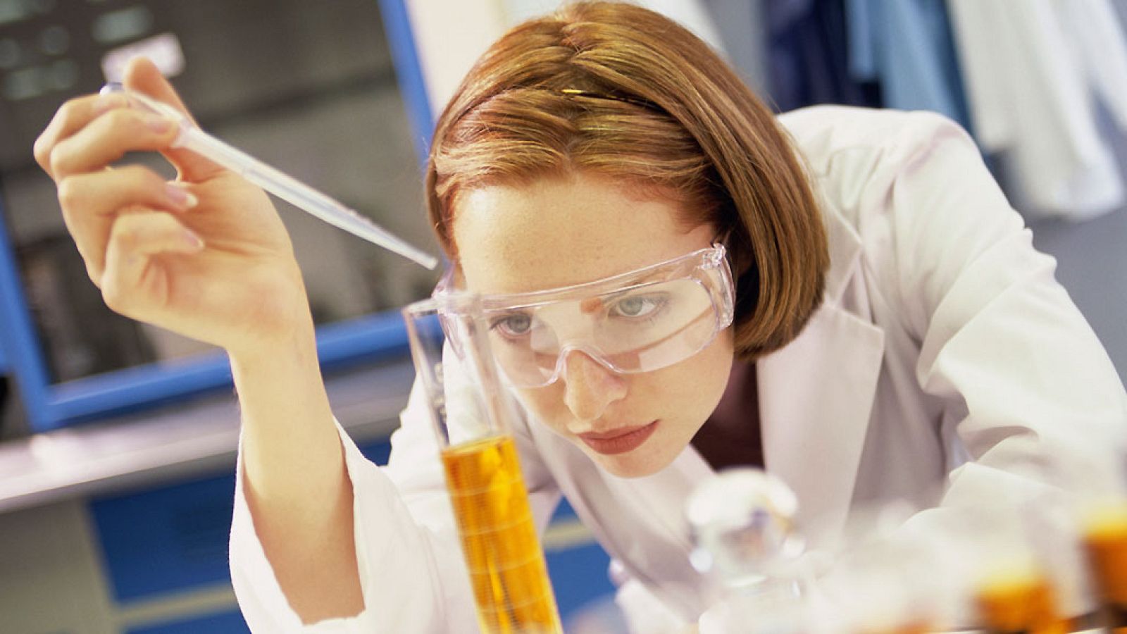 A hombros de gigantes - Día Internacional de la Mujer y la Niña en la Ciencia - 06/02/2017 - A hombros de gigantes | Escuchar