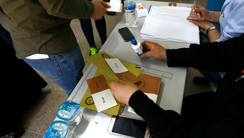 "La democracia turca está más viva de lo que pensamos"