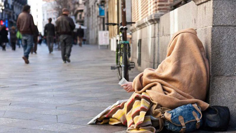 Diez minutos bien empleados - La pobreza, ¿el precio de la recuperación? - 17/04/17 - Escuchar ahora