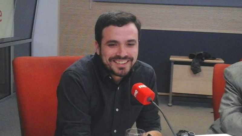 Las mañanas de RNE - Alberto Garzón: El Gobierno tiene que asumir su responsabilidad por los casos de corrupción en el PP - Escuchar ahora