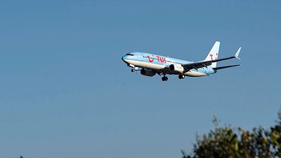 14 horas Fin de Semana - 40.000 alemanes saldrán de Baleares esta semana tras la recomendación de Merkel de no viajar al archipiélago - Escuchar ahora